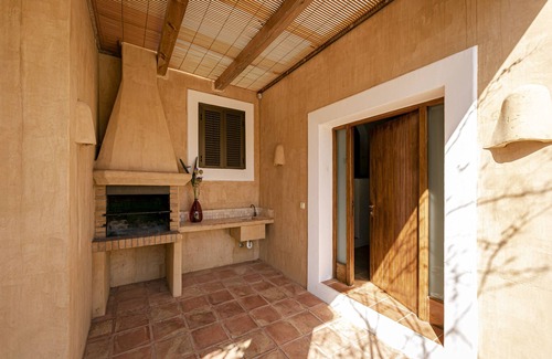 Sant Francesc Xavier Villa | Stylish Villa with Terrace & BBQ - Sant Francesc Escape