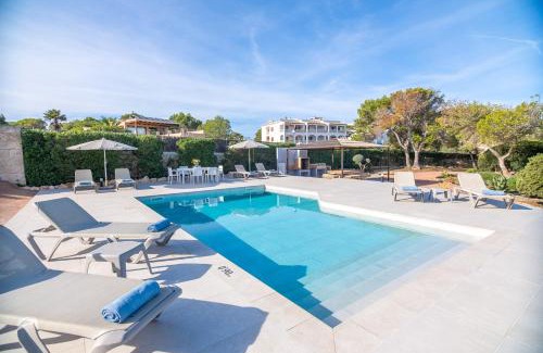 Cala Santany Villa | Experience Can Ferrando de Es Pontas with Pool & Family Fun