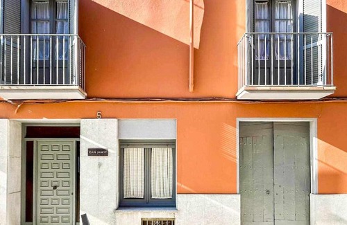 Banyoles House | Ideal Getaway: Can Janot Casa with Garden near Lake Banyoles