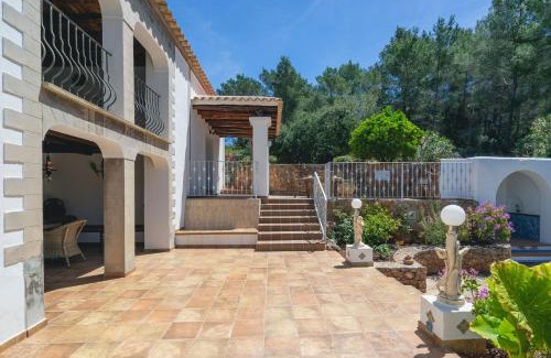 Santa Eulalia del Rio House | Discover Can Joan Vich I: Poolside Family Retreat