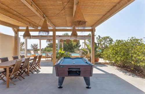 Pilar de la Mola House | Discover Can Juan Pedro: Family-Friendly Getaway with Pool