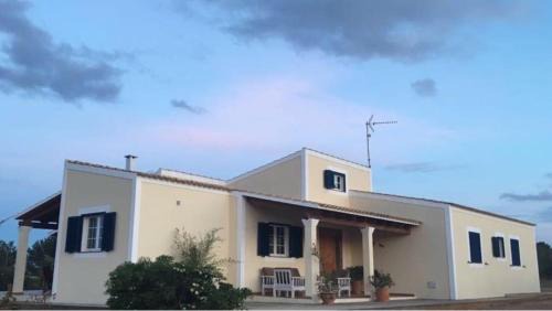 Pilar de la Mola House | Guest Rated: Can Juan Pedro with Pool & Child-Friendly Fun