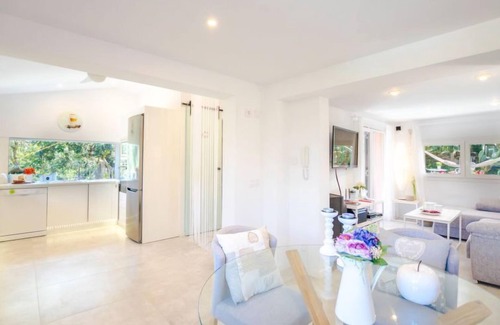 Vilafranca de Bonany House | Guest Rated 10/10: Sa Font with Oceanfront Spa & More