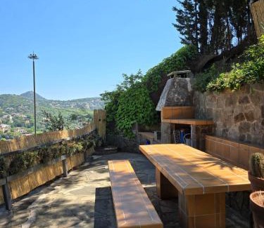 Cabrils Ski Chalet | Can Marisu
