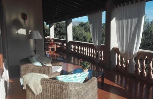 Lluc Villa | Discover Can Marquesi: Family-Friendly & Accessible Stay