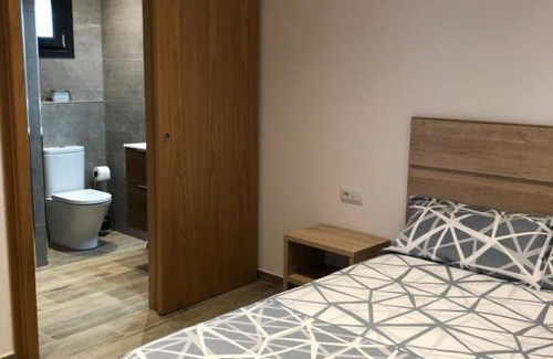 Mollo Apartment | Pet-Friendly Retreat at Can Moi L'erbera Molló - Rated 10/10