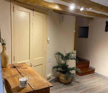 Pratdip House | Discover Can Moletes: Family and Pet Friendly Retreat