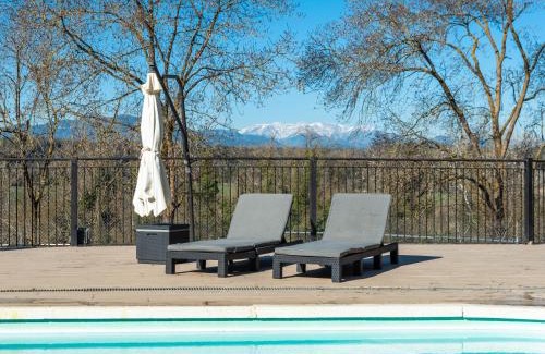 Vilademuls House | Experience Can Moresch: Oceanfront Retreat with Spa & Pool