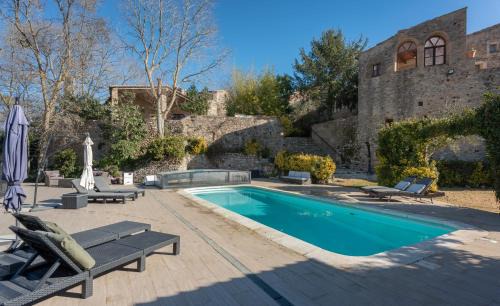 Vilademuls House | Experience Can Moresch: Oceanfront Retreat with Spa & Pool