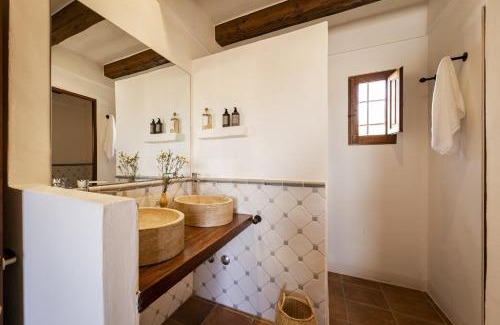 Sant Francesc Xavier Villa | Discover Can Noves: Family-Friendly Villa with 2 Suites