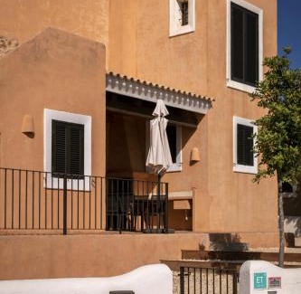 Sant Francesc Xavier Villa | Discover CAN NOVES: Pet-Friendly Villa with 4 Suites