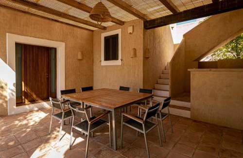 Sant Francesc Xavier Villa | CAN NOVES - 4-Star Villa with Family and Pet-Friendly Suites
