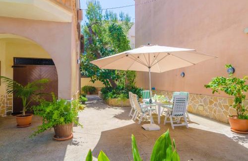 S'Illot-Cala Morlanda Ski Chalet | Experience Can Pedro Ros: 4-Star Rated with Perfect Reviews