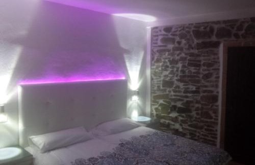 Porrera House | Can Peiri: Pet-Friendly Retreat with Oceanfront Views