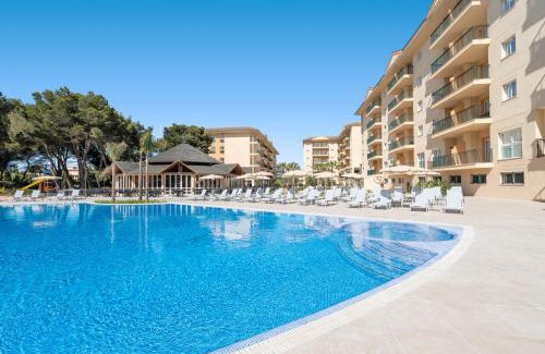 Can Picafort Hotel | Discover Can Picafort Palace: Oceanfront Family Retreat