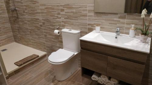Fonalleras Apartment | Family-Friendly CAN PLANAS: Oceanfront Studio with Pool