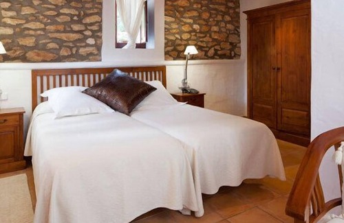 Sant Joan de Labritja House | Experience Can Planells: Guest Rated 9.8 with Pool & Spa