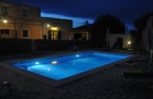 Lloret de Vistalegre House | Can Porretí Agroturisme: Oceanfront Retreat with Pool