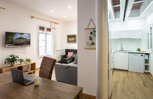 Ripoll Apartment | Pet-Friendly Escape at Can Prat Loft, Rated 8.9/10