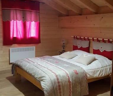 Superbolquere Ski Chalet | Discover Can PUGAT: Family and Pet-Friendly Retreat