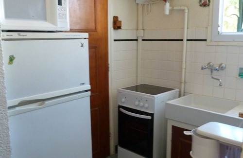 Plage d'Argeles Apartment | Comfortable Can Roger: Rooms Near the Beach with Pool