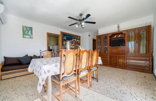 Alcanar Apartment | Top-Rated Family Stay at Can Sant Joan - Rated 9.6/10!