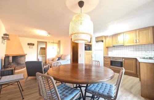 Mollo House | Discover Can Taxo: Pet-Friendly Family Getaway Awaits