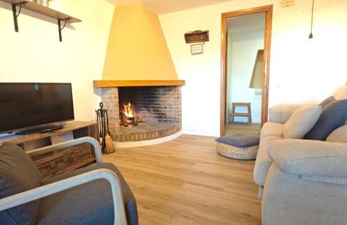 Mollo House | Discover Can Taxo: Pet-Friendly Family Getaway Awaits