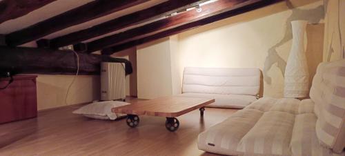 Mollo House | Discover Can Taxo: Pet-Friendly Family Getaway Awaits