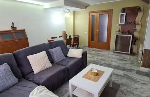 Malgrat de Mar House | Relax with the Family at Can Tete - Pet Friendly Amenities