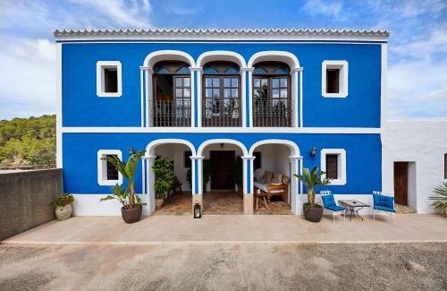 Sant Joan de Labritja Villa | Discover Can Toni D'en Cova - Family-Friendly Retreat