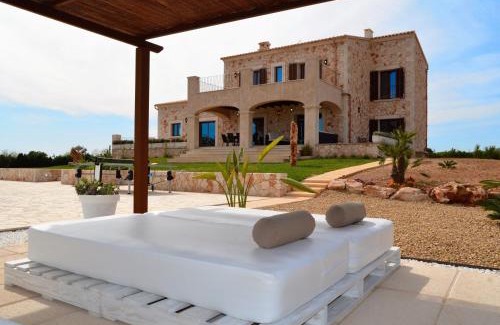 Santanyi House | Relax at Can Vadell: Family-Friendly Retreat with Pool
