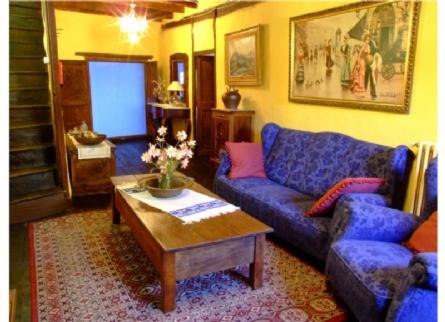 Sant Feliu de Pallerols House | Pet-Friendly Retreat at Can Ventura with Private Pool