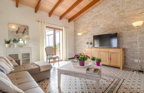 Ses Salines Villa | Discover Can Xesquet: A 4-Star Oceanfront Retreat