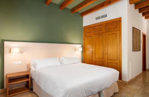 Alaro Hotel | Relax at Can Xim-Turismo de Interior with Oceanfront Views