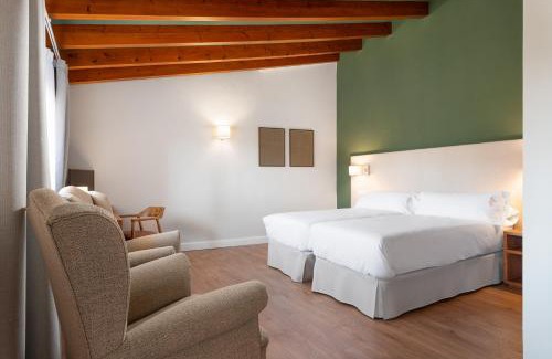 Alaro Hotel | Relax at Can Xim-Turismo de Interior with Oceanfront Views