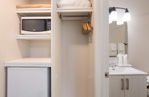 Charlottetown Hotel | Comfortable Stay at Canada's Best Value Inn & Suites