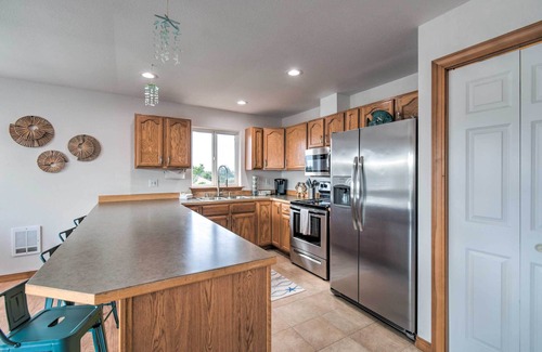 Ocean Shores Condo | Pet-Friendly Oceanfront Retreat in Beautiful Ocean Shores