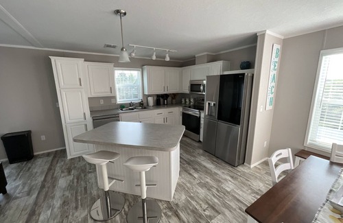 Henderson Creek Park House | Elegant Canal Home in South Naples, FL - Rated 9.6/10