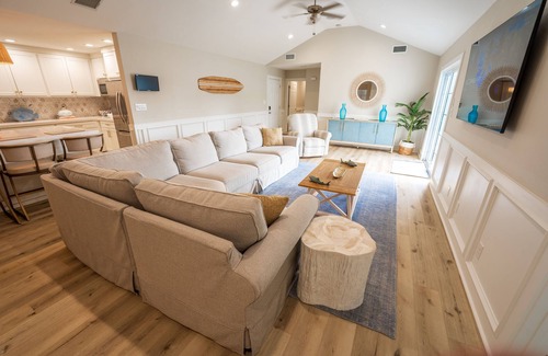 Isla Del Sol House | Canal in Sea Isle: Beach House with Ocean View & Pool