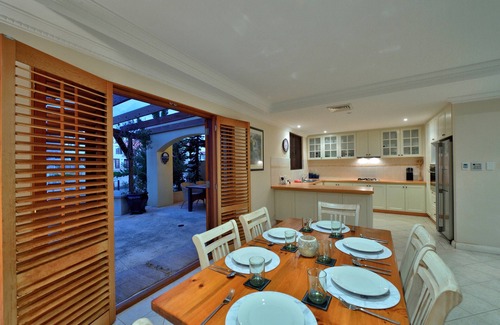Wannanup House | Canal Riviera: Rated 9.6/10 with Free Wifi & Breakfast