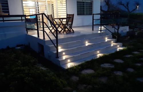Xeraco Apartment | Relaxing Canal Salinas for Families with Ocean Views