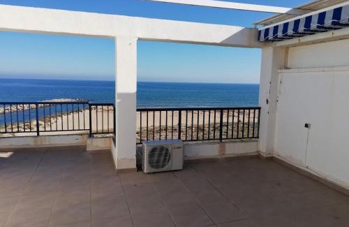 Xeraco Apartment | Relaxing Canal Salinas for Families with Ocean Views