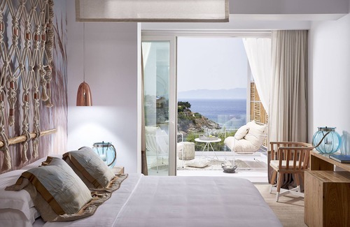 Kanala Hotel | Eco-Friendly Canal Suites with Pool and Ocean Views