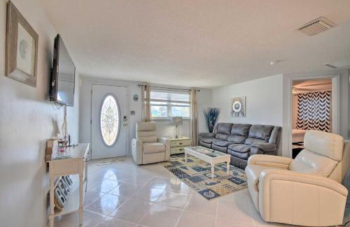 Hudson Beach Estates House | Canalfront Home with Private Dock and Pet-Friendly Yard