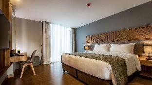 Lat Krabang Hotel | Elegant Canalis Suvarnabhumi Airport Hotel with Ocean Views