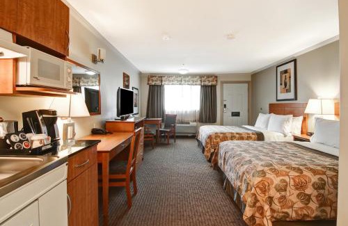 Drumheller Hotel | Pet-Friendly Retreat at Canalta Jurassic - Rated 8.3/10