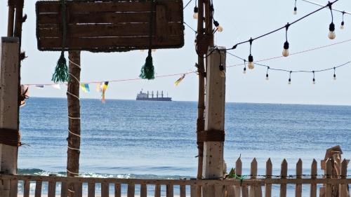 Trincomalee Hotel | Canberra Resort & Beach Restaurant