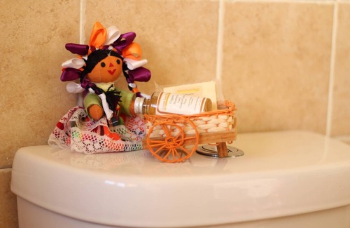 Downtown Cancun Bed & Breakfast | Convenient Cancun Guest House Near Ado Terminal
