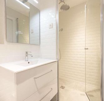 Vivienne Apartment | Family-Friendly Retreat at Candide - Rated 7.5/10